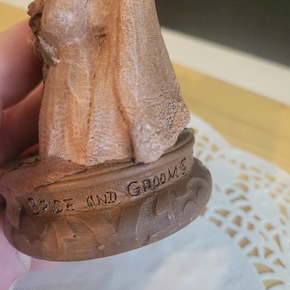 Lot of Three Tom Clark Gnomes: Bride & Groom, Jacques, Ace of Spades - Picture 13 of 16